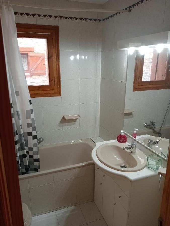 Apartamento con terraza y vistas panorámicas en Taüll Exterior foto