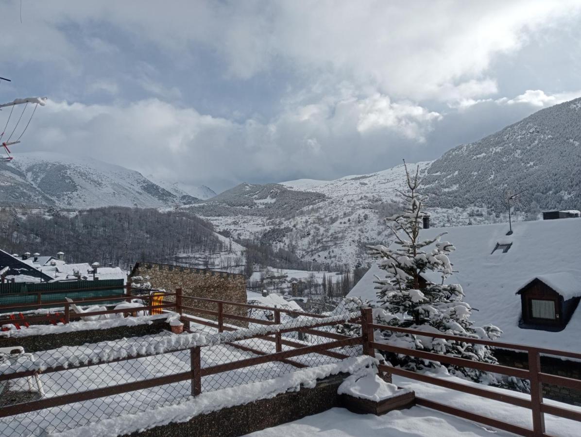 Apartamento con terraza y vistas panorámicas en Taüll Exterior foto