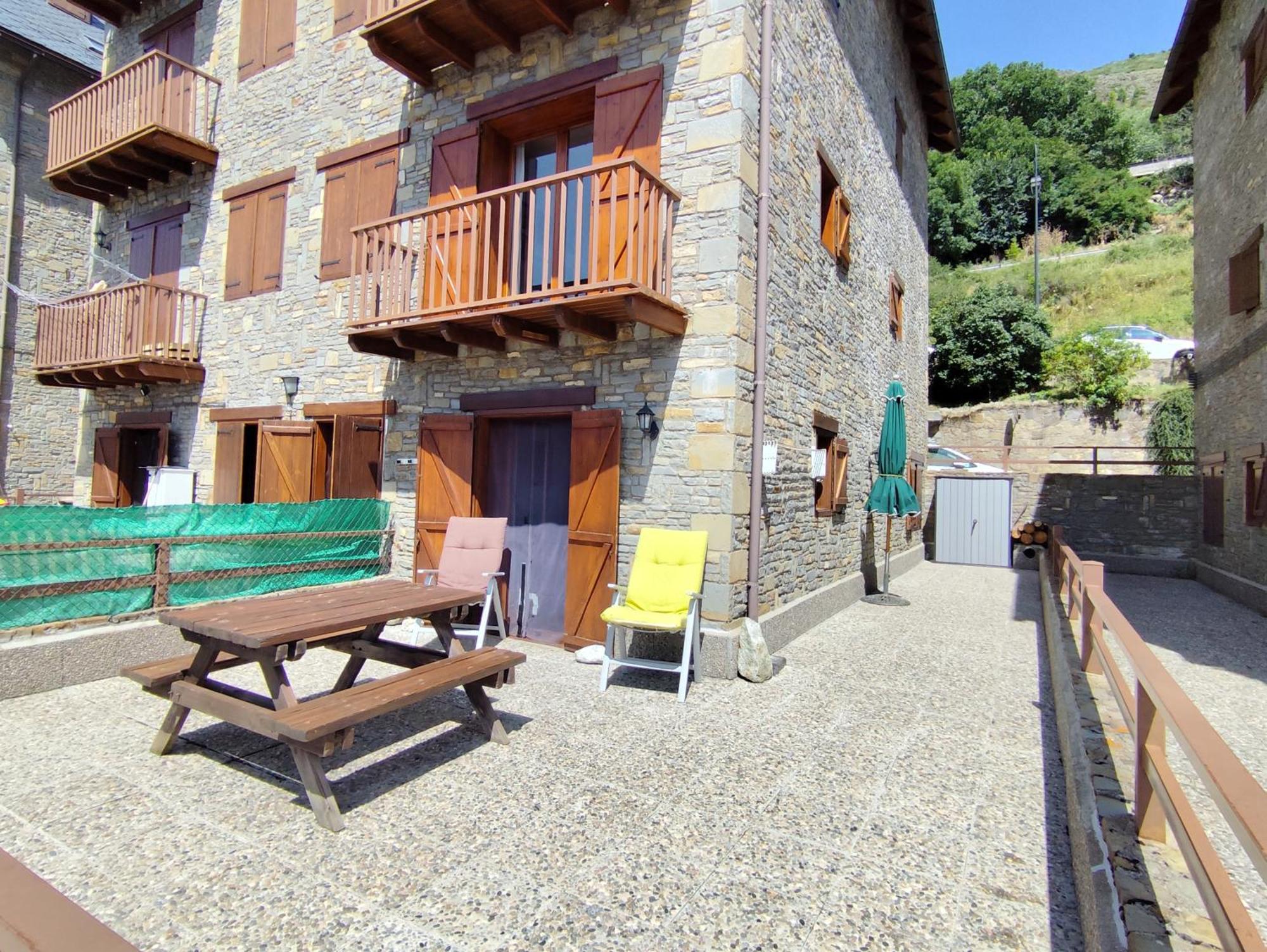 Apartamento con terraza y vistas panorámicas en Taüll Exterior foto
